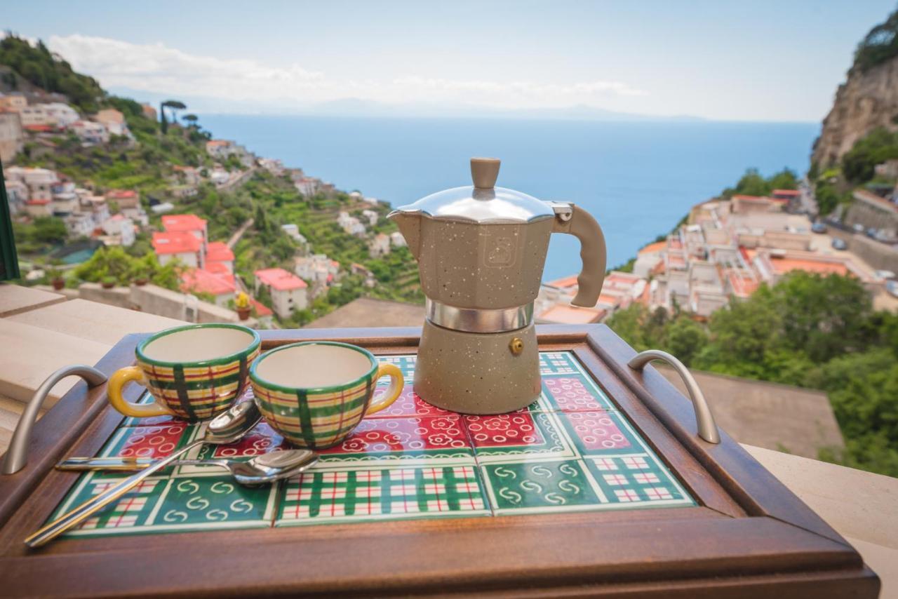 La Villa Di Enzo Casa Vacanze Con Vista Mare Amalfi Eksteriør bilde
