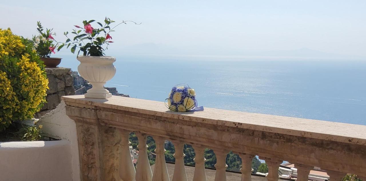 La Villa Di Enzo Casa Vacanze Con Vista Mare Amalfi Eksteriør bilde